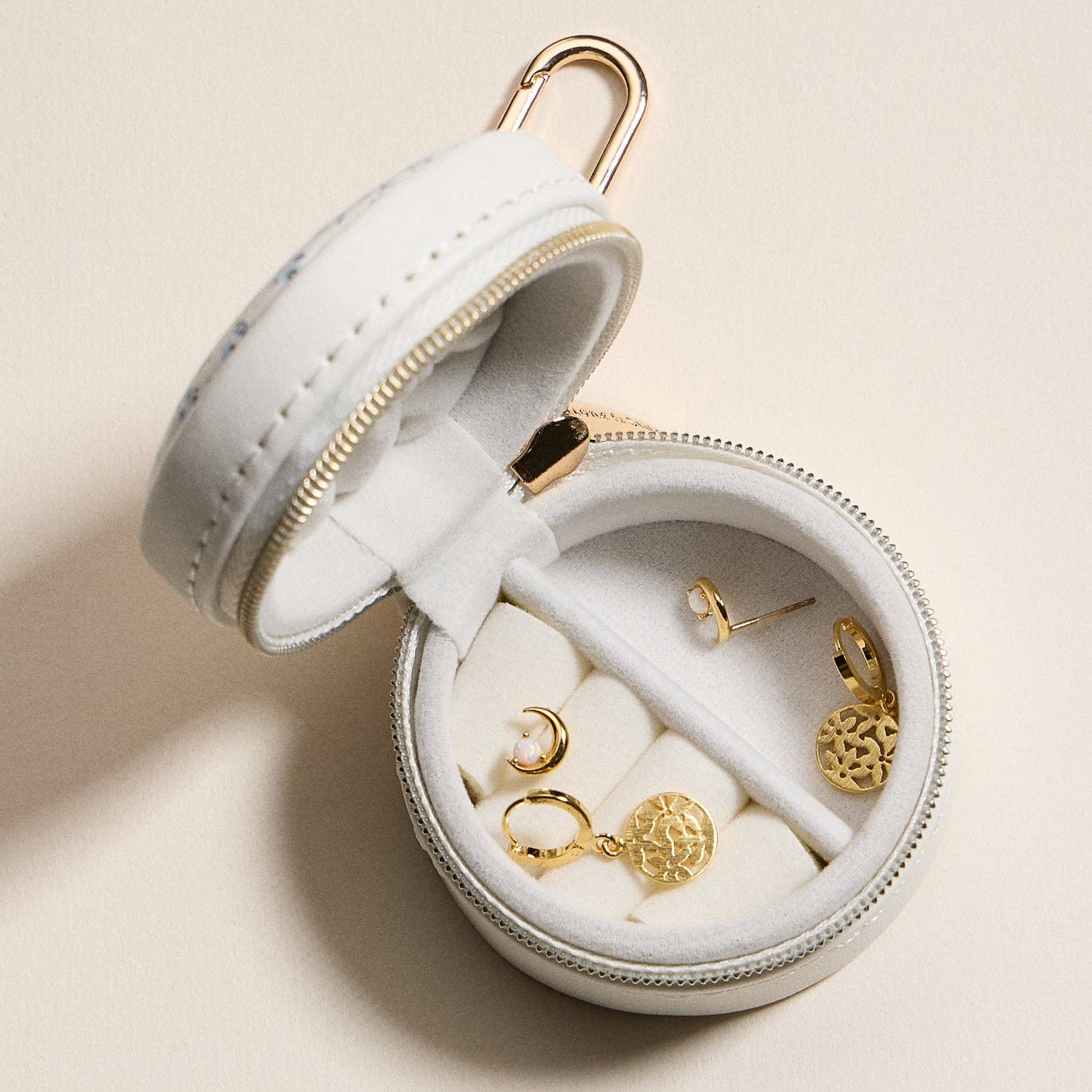 White & Blue Floral Print Mini Round Jewelry Travel Case with Keychain - Nifty Decor & More